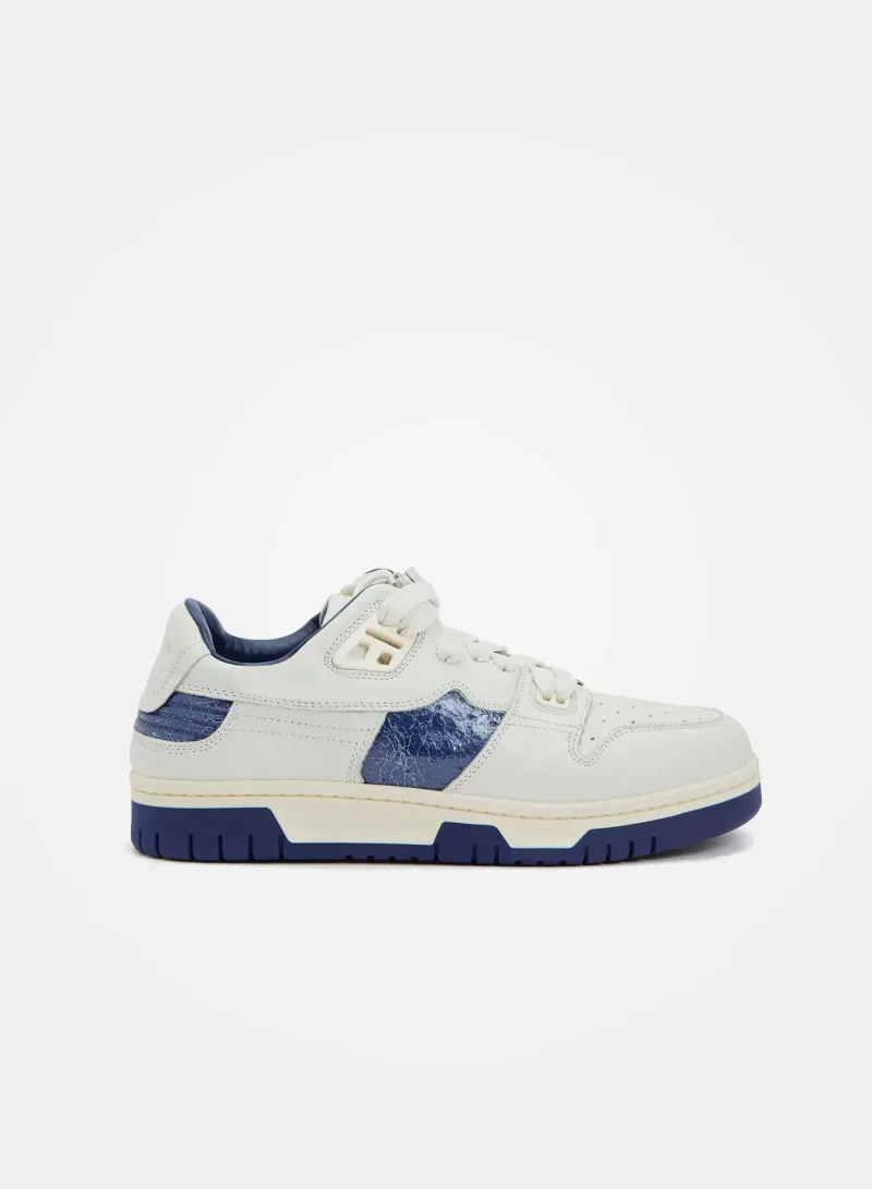 Air Jordan 1 Retro Low OG University